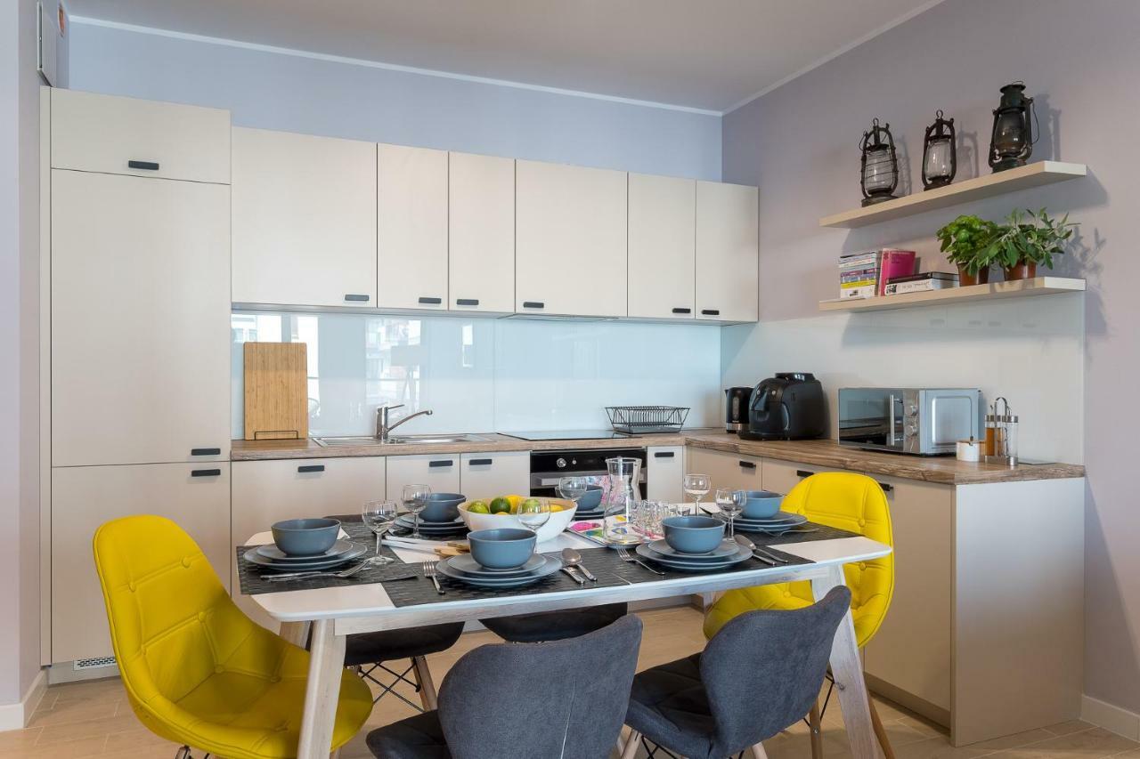 Raya Mansion Warsaw Leilighet Eksteriør bilde