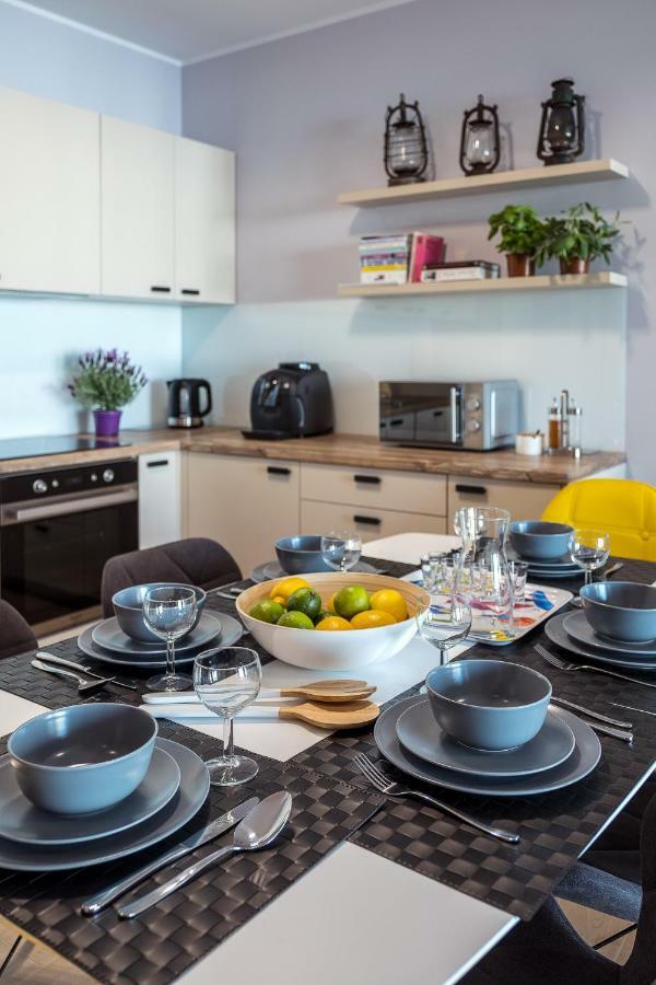 Raya Mansion Warsaw Leilighet Eksteriør bilde